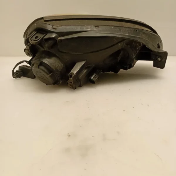 Faro ant. sinistra Hyundai Tucson (2004 – 2010) 2.0 104 KW 921032E022 G4GC