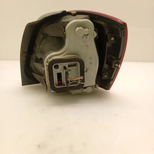 Faro posteriore Volkswagen POLO 2010 6R0945095AH