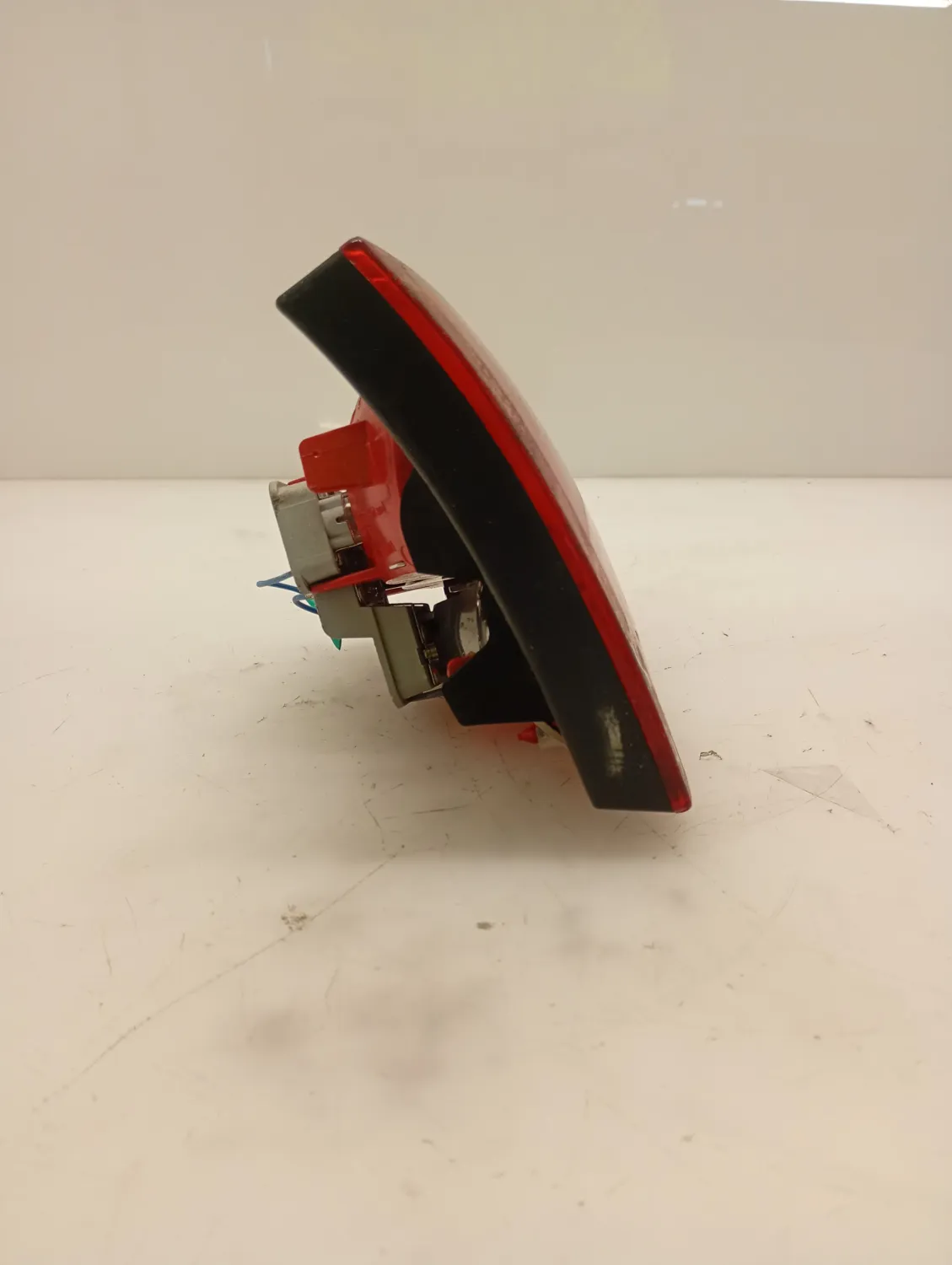 Faro posteriore int. Audi A4 2011 8K9945093