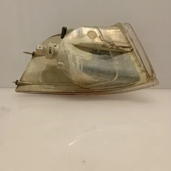 Freccia ant. sinistra Volvo V40 (2000 – 2004) 1.9 85 KW diesel D4192T3