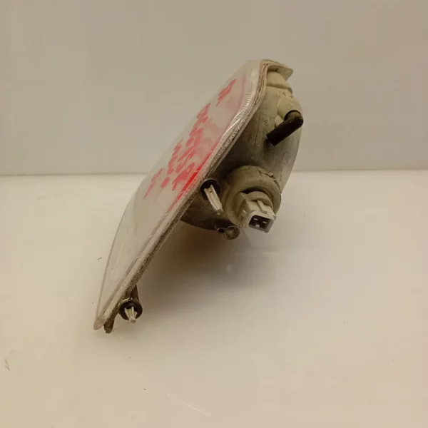 Freccia ant. sinistra Volvo V40 (2000 – 2004) 1.9 85 KW diesel D4192T3