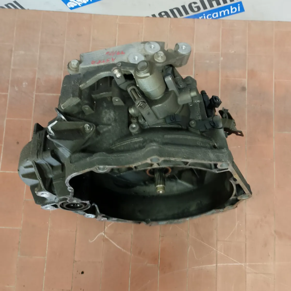 Cambio-6 marce Opel Astra (2004 – 2011) 1.7 81 KW diesel Z17DTR
