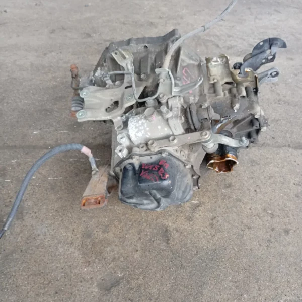 Cambio-5 marce Toyota Yaris 2002