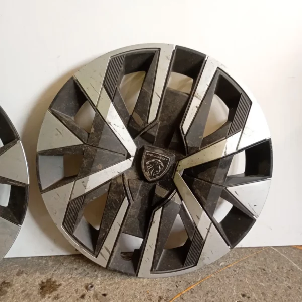 Borchia ruota Peugeot 208 2024