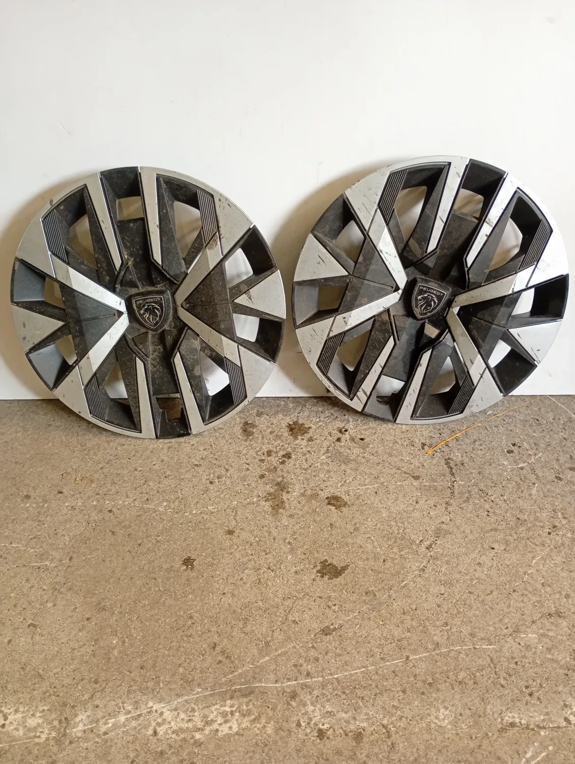 Borchia ruota Peugeot 208 2024