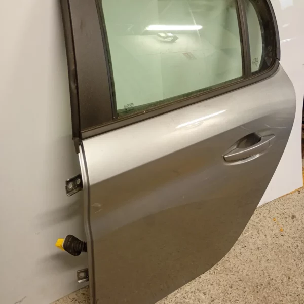 Porta posteriore Peugeot 208 2024 9827577980