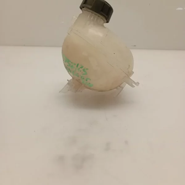 Vaschetta compensazione radiatore Peugeot 208 (2019 – 2023) 1.2 55 KW benzina 9824198680 HM05