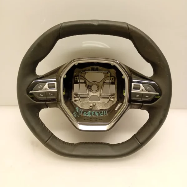 Volante con comandi Peugeot 208 (2019 – 2023) 1.2 55 KW benzina 98123137ZD HM05