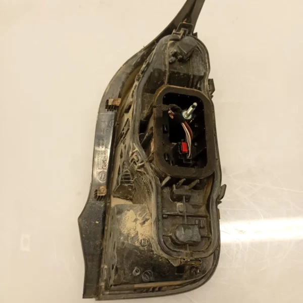 Faro posteriore Volkswagen UP! 2014 1S0945095G