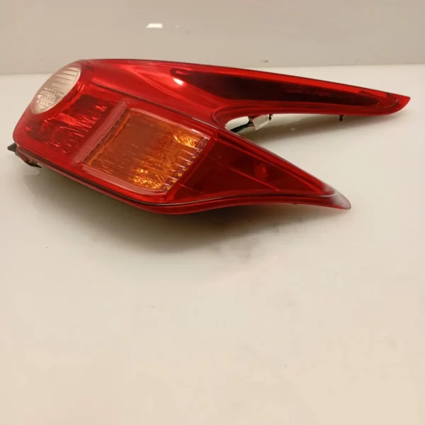 Faro posteriore Nissan JUKE 2012 265501KA0B