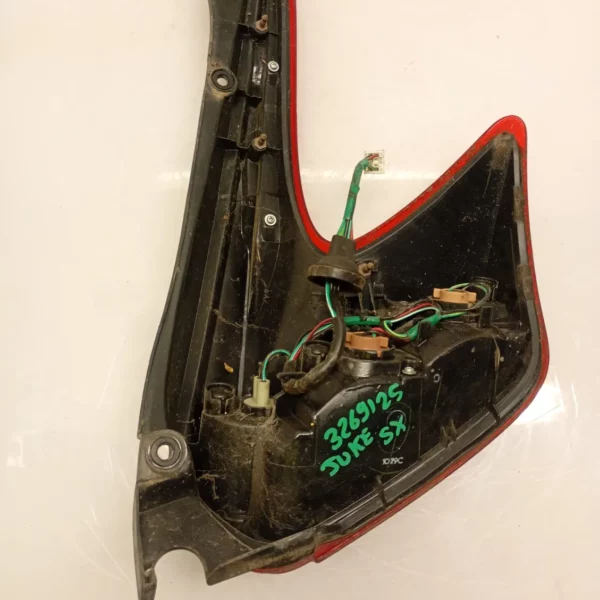 Faro posteriore Nissan JUKE 2012 265551KA0B