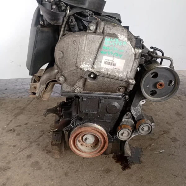 Motore completo Dacia Duster (2010 – 2013) 1.6 77 KW benzina K4M A6