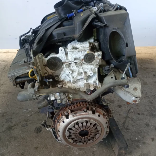 Motore completo Dacia Duster (2010 – 2013) 1.6 77 KW benzina K4M A6