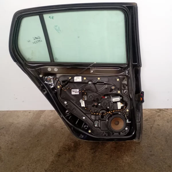 Porta posteriore sinistra Volkswagen Golf (2008 – oggi) 1.4 59 KW benzina 5K6833055K CGG