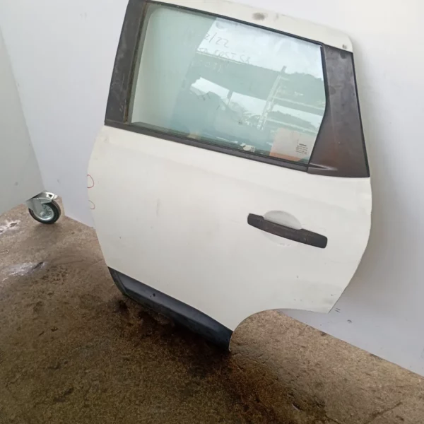 Porta posteriore sinistra Nissan Qashqai (2010 – 2014) 1.5 81 KW diesel H2101JD0MC K9K