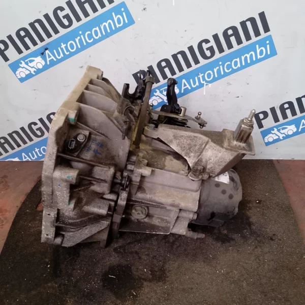 Cambio completo Nissan Micra (2010 – oggi) 1.2 59 KW benzina 3201000Q9H HR12