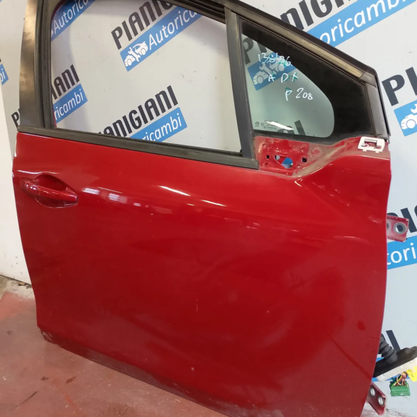 Porta anteriore destra Peugeot 208 (2015 – 2020) 1.2 60 KW benzina 9807820680 HM01