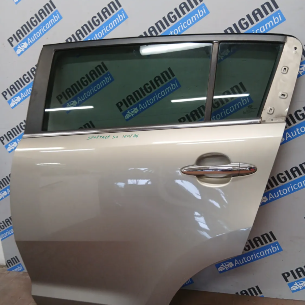Porta posteriore Kia SPORTAGE 3a Serie 2015 770033W000
