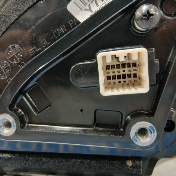 Specchietto est.elettrico Kia SPORTAGE 3a Serie 2015 876203W211