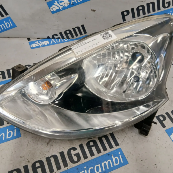 Faro ant. sinistra Nissan Micra (2010 – oggi) 1.2 59 KW benzina 260603HN1A HR12