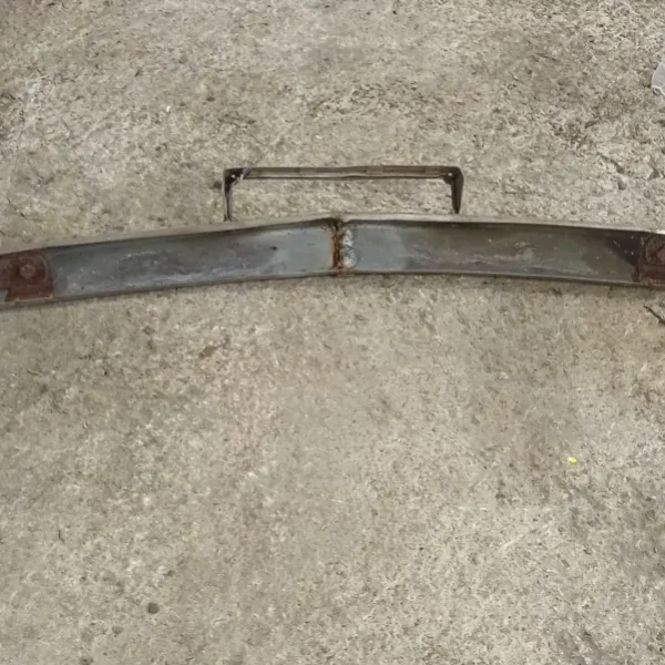 Paraurti anteriore Lancia Fulvia 1.3 Rallye S 1969 1.3 benzina 818.303