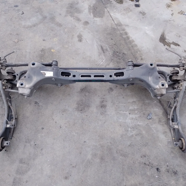 Assale posteriore Kia Sportage 3a Serie (2014 – 2016) 1.7 85 KW diesel 554103U800 D4FD