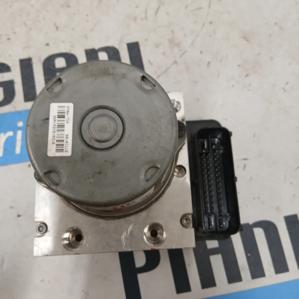 Aggregato ABS Kia Sportage 3a Serie (2014 – 2016) 1.7 85 KW diesel 589203U420 D4FD