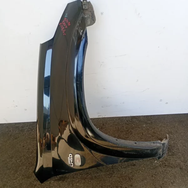 Parafango anteriore destra Toyota Rav 4 2a Serie (2000 – 2006) 2.0 85 KW diesel 5381142190 1CD FTV