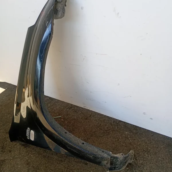 Parafango anteriore destra Toyota Rav 4 2a Serie (2000 – 2006) 2.0 85 KW diesel 5381142190 1CD FTV