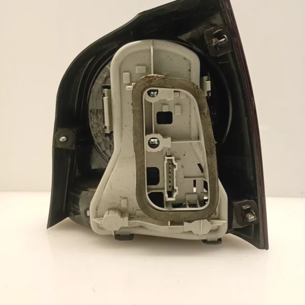 Faro posteriore Volkswagen POLO 2009 6Q6945095AB