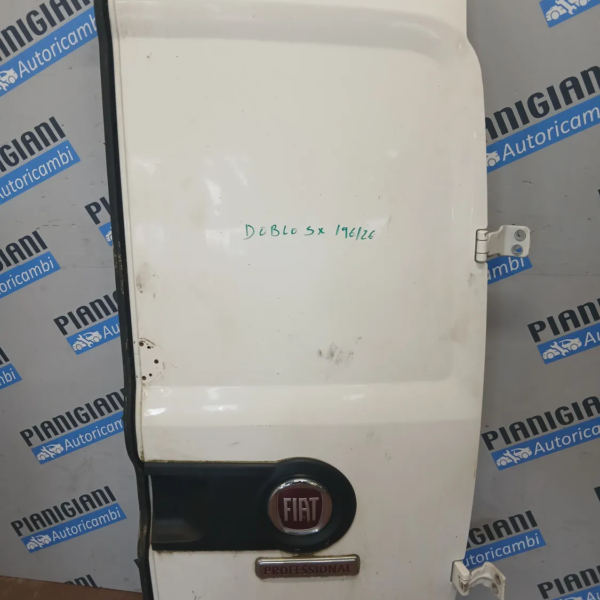 Battente post. destra Fiat Doblo’ Cargo (2015 – oggi) 1.4 88 KW benzina/metano 52000032 198A4000