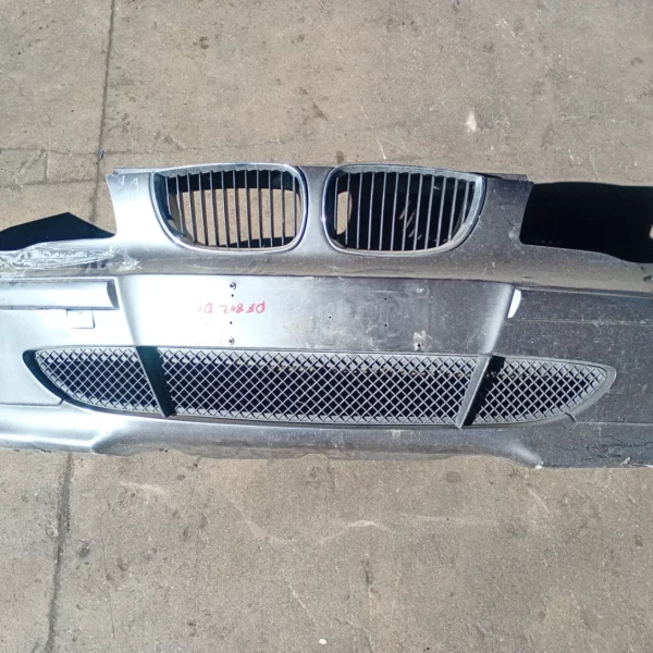 Paraurti anteriore Bmw Serie 1 (2004 – 2007) 2.0 95 KW benzina N46B20B