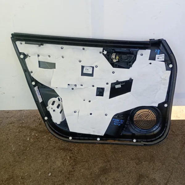 Pannello interno porta posteriore destra Nissan Juke (2019 – oggi) 1.0 84 KW benzina 829006PS2A HRA0