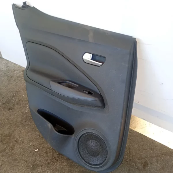 Pannello interno porta posteriore sinistra Nissan Juke (2019 – oggi) 1.0 84 KW benzina 829016PG0A HRA0