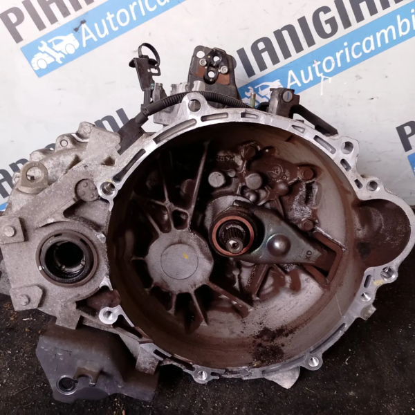 Cambio-6 marce Kia Sportage 3a Serie (2014 – 2016) 1.7 85 KW diesel D4FD