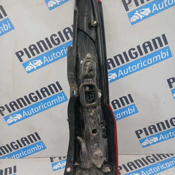 Faro posteriore Fiat PANDA 2009 51705459