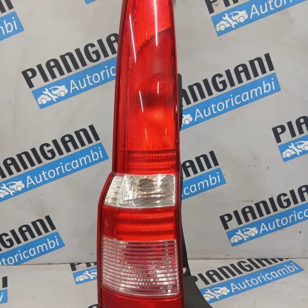 Faro posteriore Fiat PANDA 2009 51705459