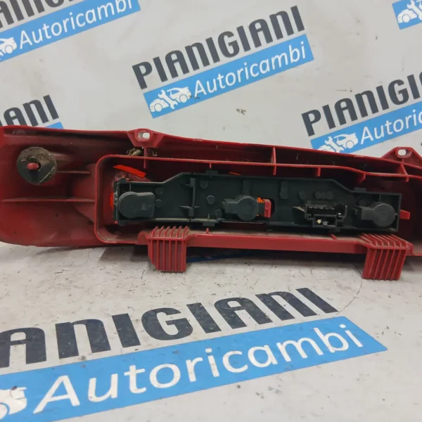 Faro posteriore Fiat SEICENTO 2000 46511337