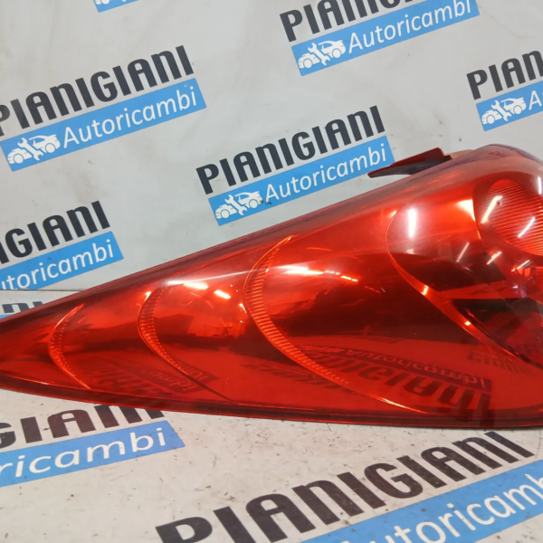 Faro posteriore Peugeot 207 2008 6350CT
