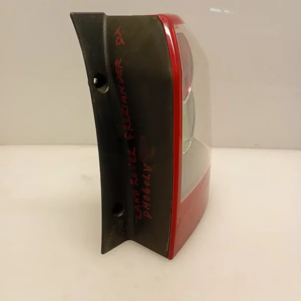 Faro posteriore Land Rover FREELANDER 2007 LR023968