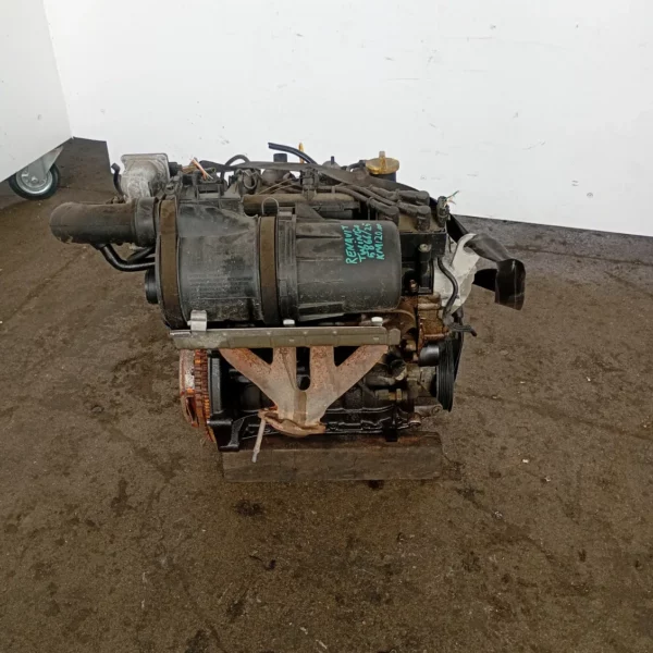 Motore completo Renault Twingo 2a Serie (2007 – 2012) 1.1 43 KW benzina 7701477952 D7F A8