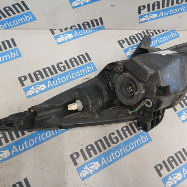 Faro ant. sinistra Chevrolet daewoo Spark (2010 – 2015) 1.0 50 KW benzina 95226891 B10D1