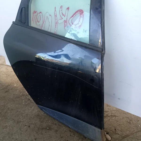 Porta posteriore destra Renault Clio 4a Serie (2012 – 2016) 1.5 55 KW diesel 821008626R K9K C6