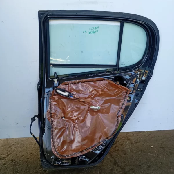 Porta posteriore destra Toyota Yaris (2001 – 2005) 1.0 48 KW benzina 670030D090 1SZ FE