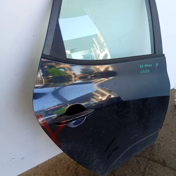 Porta posteriore destra Kia Venga (2010 – oggi) 1.4 66 KW diesel 770041P000 D4FC