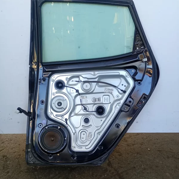 Porta posteriore destra Kia Venga (2010 – oggi) 1.4 66 KW diesel 770041P000 D4FC
