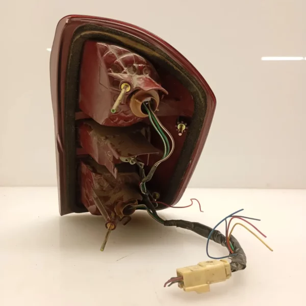 Faro posteriore Toyota RAV 4 2a Serie 2005 8156142060