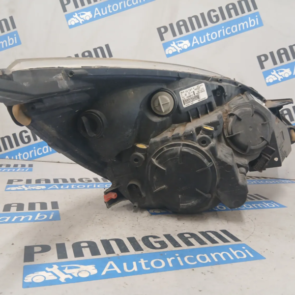 Faro ant. Opel MERIVA 2012 13379833
