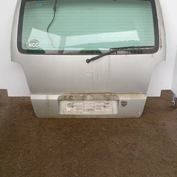 Portellone post. Mercedes benz Vito (1996 – 2003) 2.2 90 KW diesel A6387401002 611980