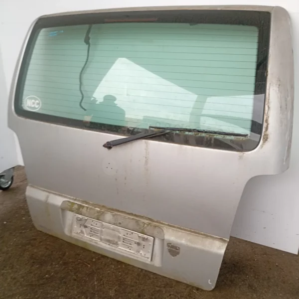 Portellone post. Mercedes benz Vito (1996 – 2003) 2.2 90 KW diesel A6387401002 611980